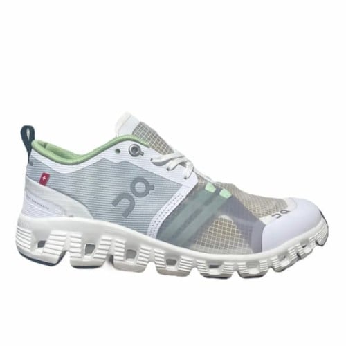 حذاء رياضي اون رانينج كلاود اكس وايت جرين