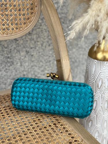 حقيبة سهرات بوتيغا فينيتا نوت 24سم بلون فيروزي معد...