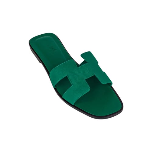 صندل هيرميس أوران إمرالد باللون الأخضر من جلد إبسو...