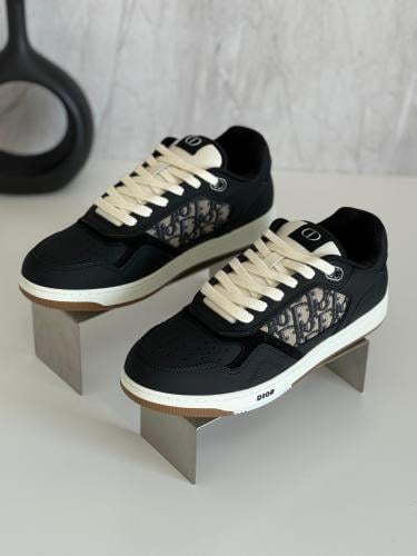 سنكر رجالي رياضي ديور B27 لون أسود