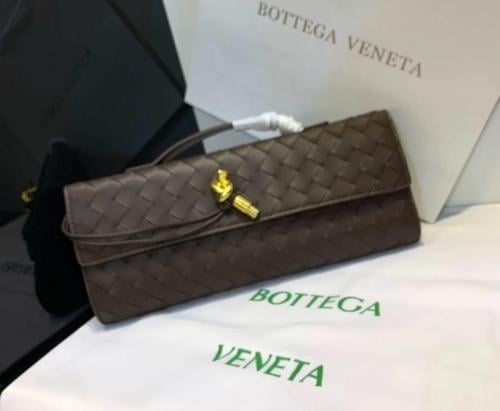 كلاتش نسائي بوتيغا فينيتا انديامو لون دارك براون ف...