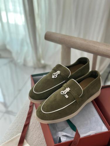 لوفرز مخملي نسائي لورو بيانا شارمينغ ووك لون زيتي...