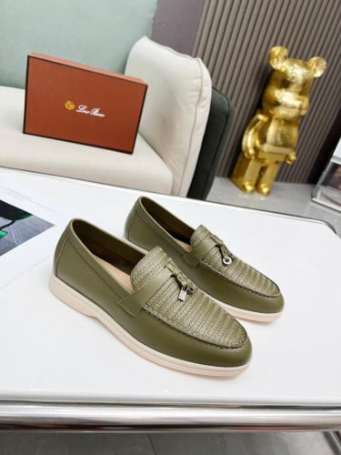 حذاء لوفر لورو بيانا نسائي فلات زيتي مضفر