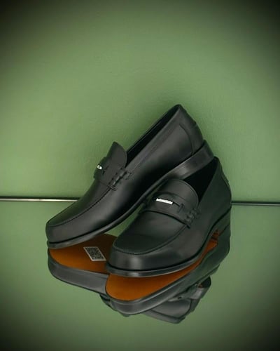 لوفرز رجالي ايرمز حذاء جلد ناعم لون اسود