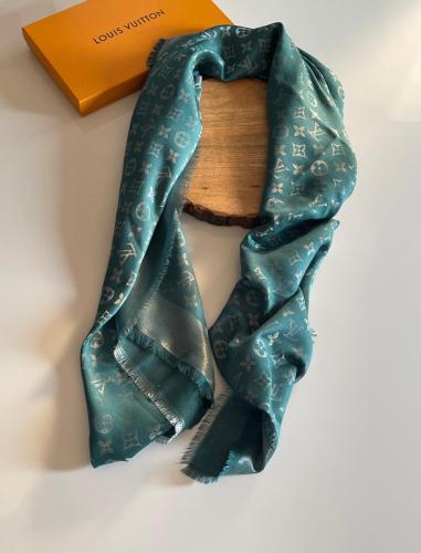 شال للنساء لويس فيتون مونوغرام لون أخضر زيتي