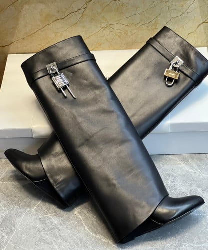 بوت رقبة طويلة جيفنشي - بوستار بلاك