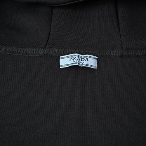 جاكيت رجالي برادا PRADA هودي بسحاب لون أسود