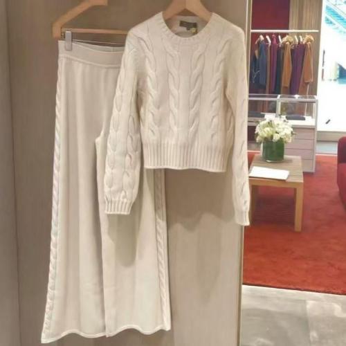 لورو بيانا سيت نسائي شتوي بنطال وبلوزة واسع لون أب...