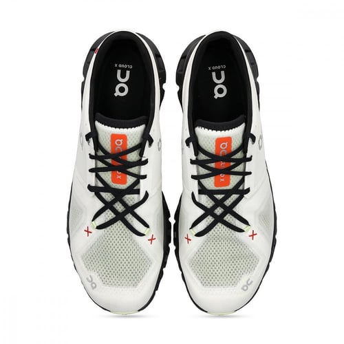 حذاء كلاود أون رانينج وايت بلاك