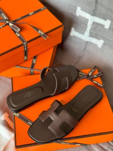 سليبر نسائي جلدي هيرميس أوران لون بني داكن سوبر كو...