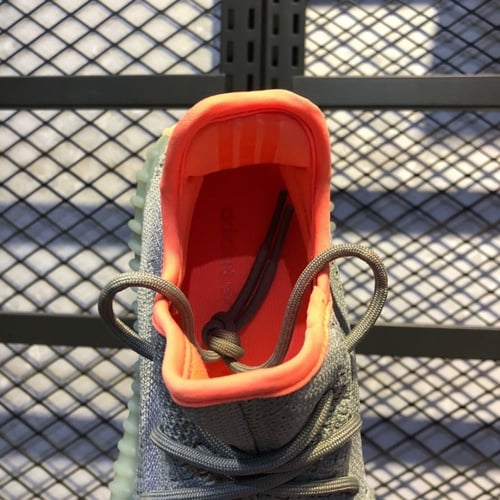 حذاء جري ماراثون يزي بوست 350 V2 من أديداس - Zyon