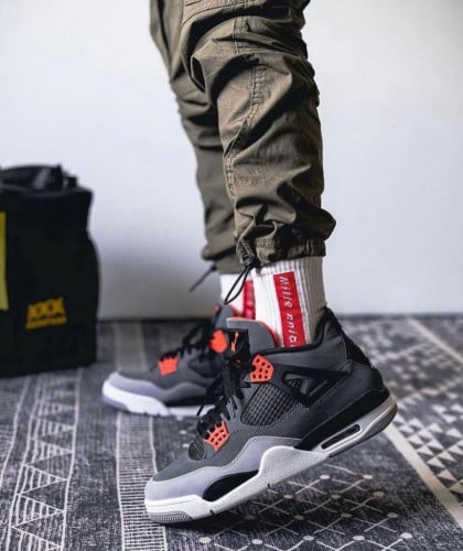 اير جوردان 4 انفراريد