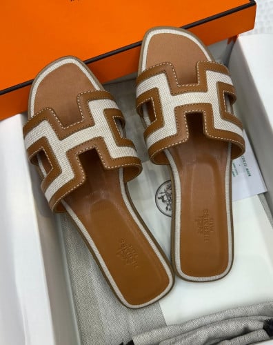 سليبر ايرميز نسائي HERMES بيج وبروان