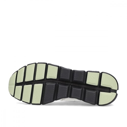 حذاء كلاود أون رانينج وايت بلاك