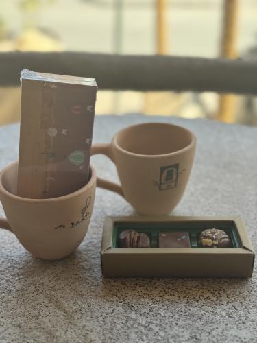 Pottery cup distributions