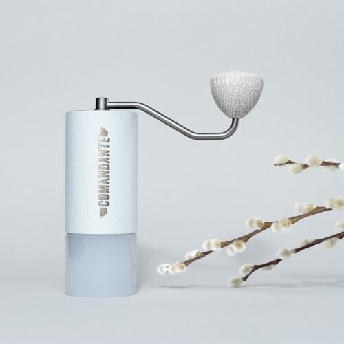 طاحونة كوماندانتي ابيض الثلج - اصدار Comandante Sn...