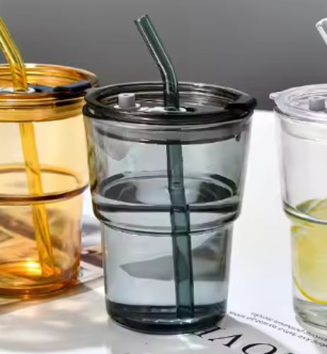 كوب متنقل للمشروبات الباردة