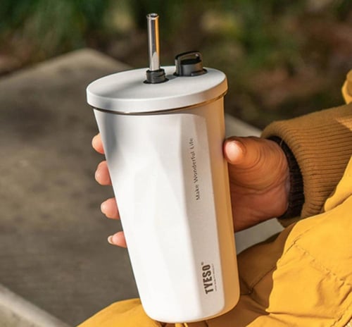 مق حافظ للحرارة و البرودة مع مزاز الوان متعددة و ب...