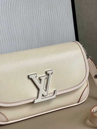 لوي فيتون 24.5 سم