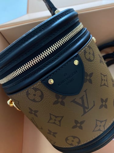 لوي فيتون 15 سم