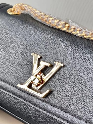 لوي فيتون 23.5 سم