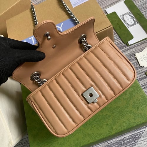 قوتشي مارمونت 22 سم