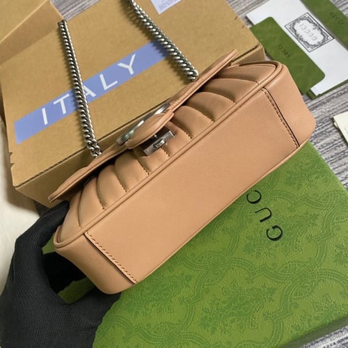 قوتشي مارمونت 22 سم