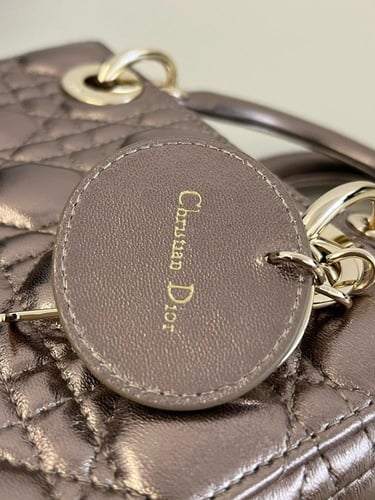 ليدي ديور 20 سم