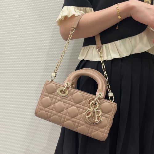 سمول ليدي ديور 22 سم