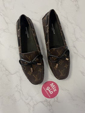 شوز لوي فيتون