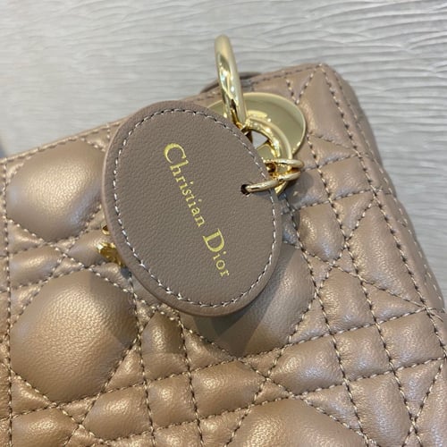 ليدي ديور 17 سم