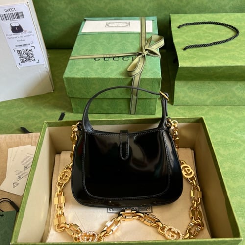 قوتشي ميني ١٩ سم لمعه