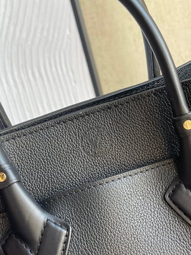 لوي فيتون 25 سم