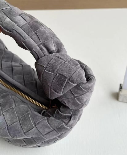 بوتيقا ميني 23 سم