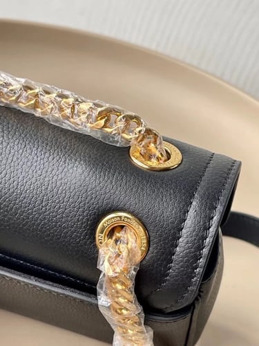 لوي فيتون 23.5 سم