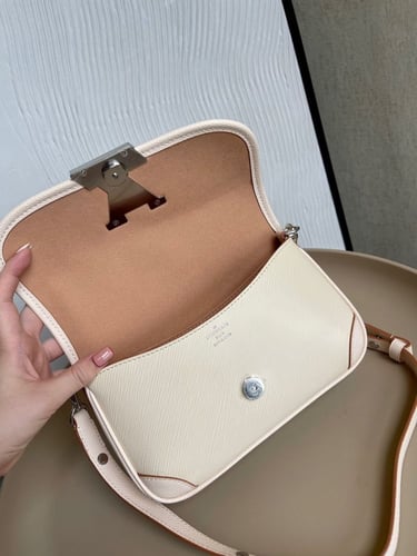 لوي فيتون 24.5 سم