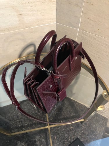 سان لوران 22 سم