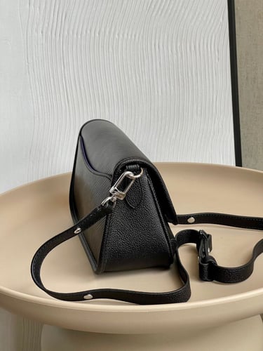 لوي فيتون 24.5 سم