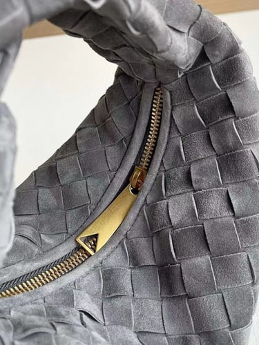 بوتيقا ميني 23 سم