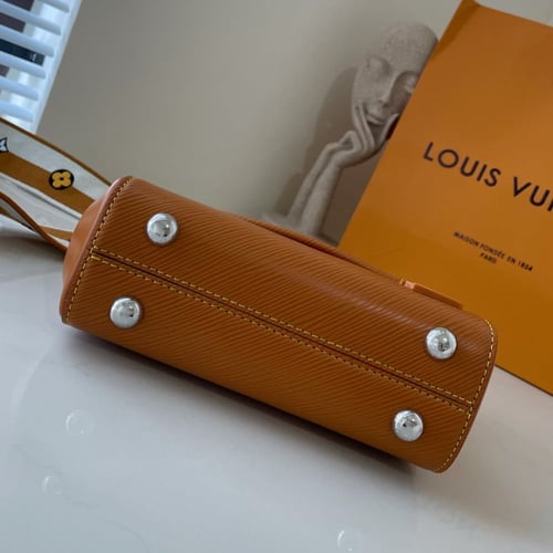 لوي فيتون 20 سم