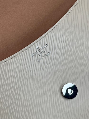 لوي فيتون 24.5 سم