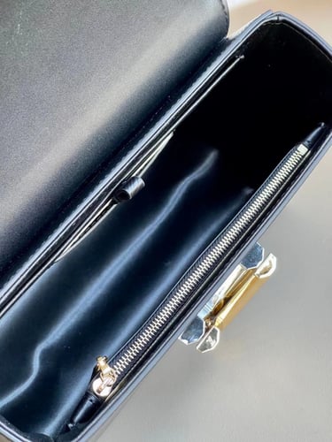 لوي فيتون 23 سم Twist