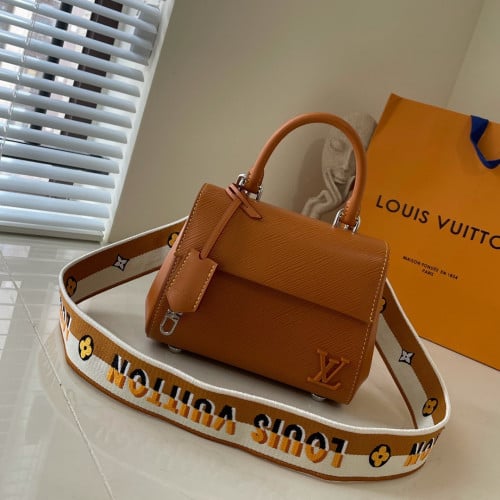 لوي فيتون 20 سم