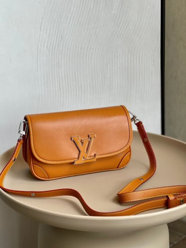 لوي فيتون 24.5 سم