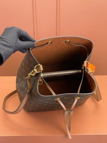 لوي فيتون 26 سم