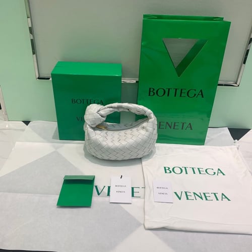 بوتيقا ميني 23 سم