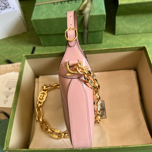 قوتشي ميني ١٩ سم لمعه