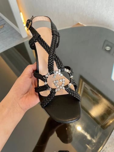 كعب قوتشي 9 سم