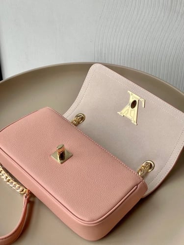 لوي فيتون 23.5 سم