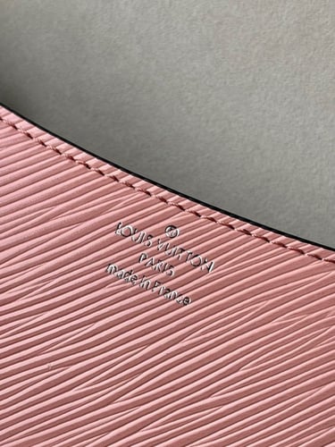 لوي فيتون 24.5 سم